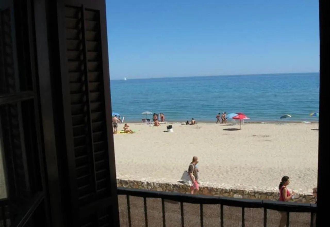 Baywatch Penthouse Villa Altafulla